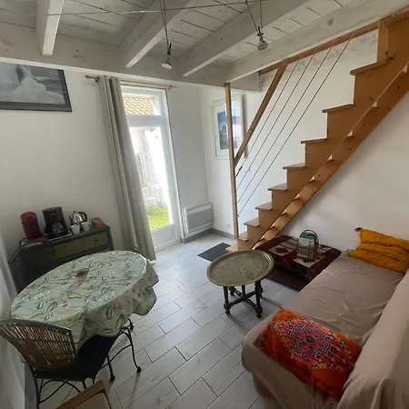 Hébergement de vacances Maison La Rochelle Bord De 4 *